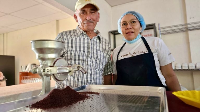 Productores Cacaoteros participan en Foro Regional del Chocolate