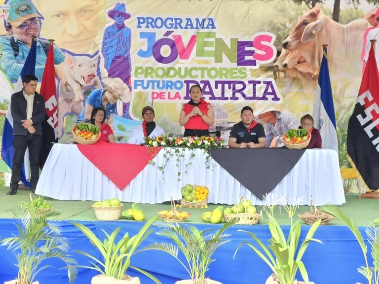 Lanzamiento Programa Jóvenes Productores, Futuro de la Patria
