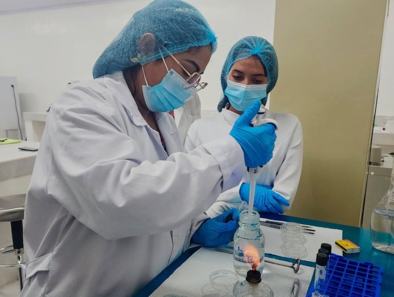 Insumos biológicos para mejorar la producción agropecuaria